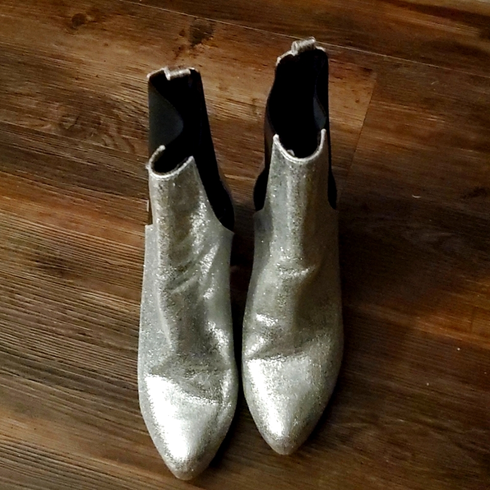 Rue21 Silver glitter booties